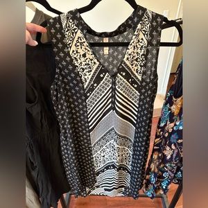 Target brand casual thin material.